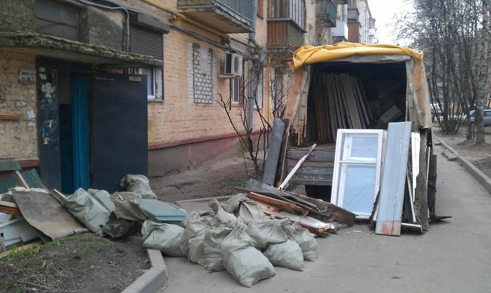 Вывоз мусора после ремонта в Краснодаре от ПроМусор — цены от 4644 руб., быстро и недорого