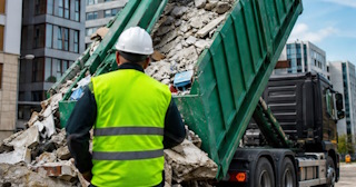 Вывоз строительного мусора в Краснодаре: услуги лицензированной компании — ПроМусор